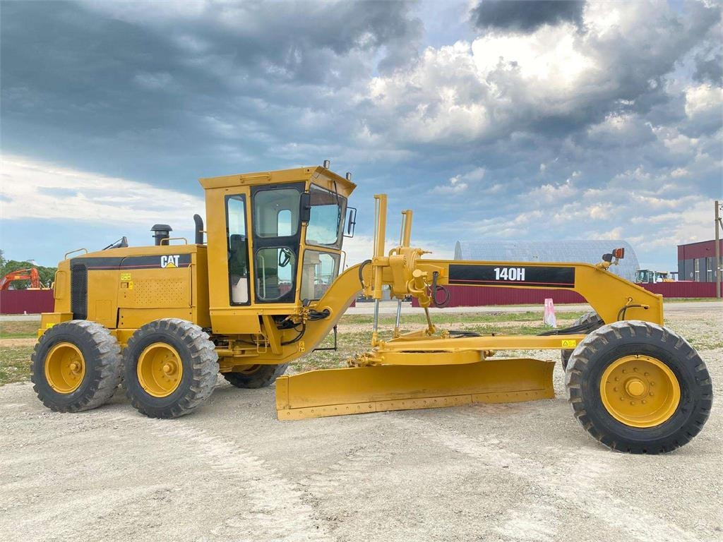 CAT 140 H - Грейдер: фото 2 CAT 140 H - Грейдер: фото 2