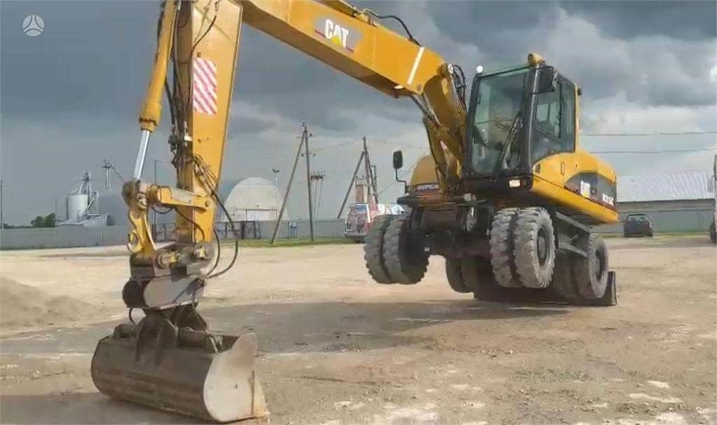 CAT M315C - Колісний екскаватор: фото 2 CAT M315C - Колісний екскаватор: фото 2