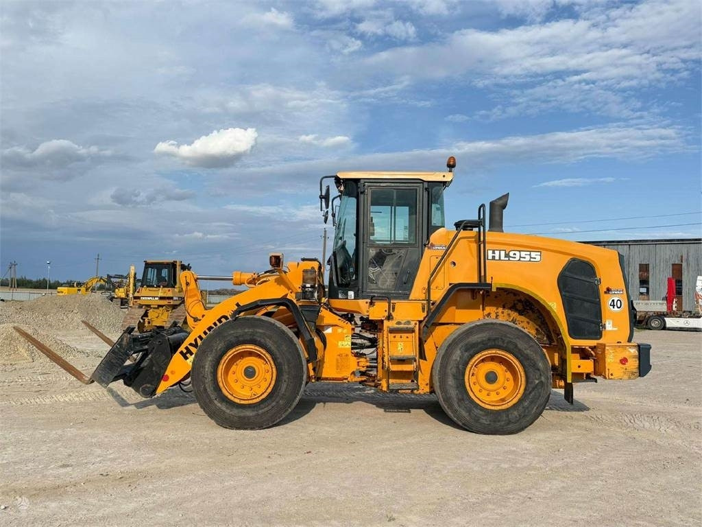 Hyundai HL 955 - Колісний навантажувач: фото 5 Hyundai HL 955 - Колісний навантажувач: фото 5
