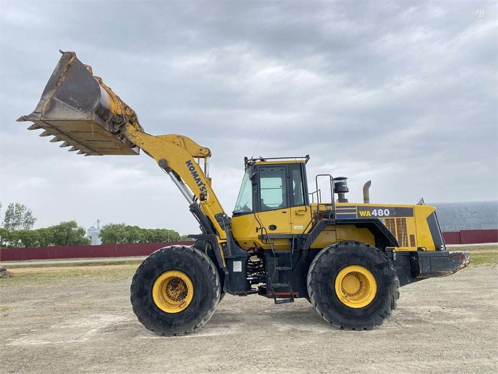 Komatsu WA 480-6 - Колісний навантажувач: фото 5 Komatsu WA 480-6 - Колісний навантажувач: фото 5