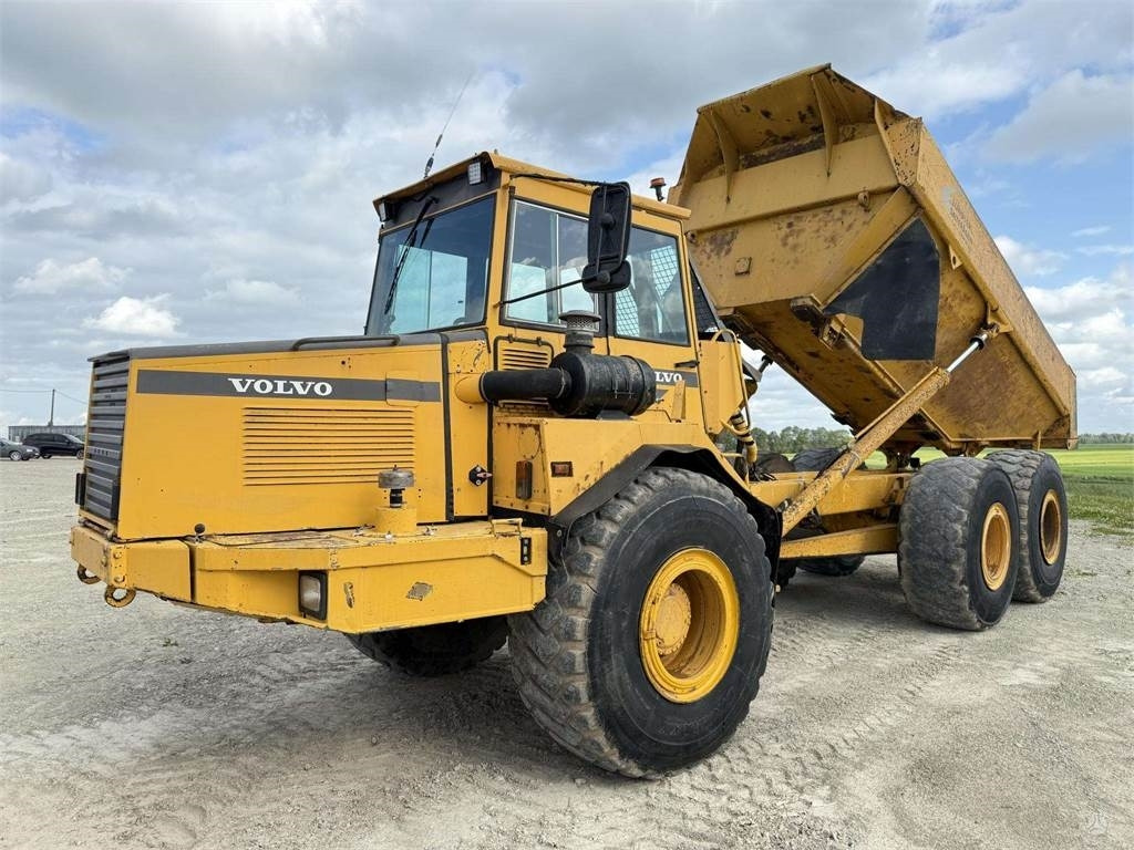 Volvo A25C - Шарнірний самоскид: фото 1 Volvo A25C - Шарнірний самоскид: фото 1