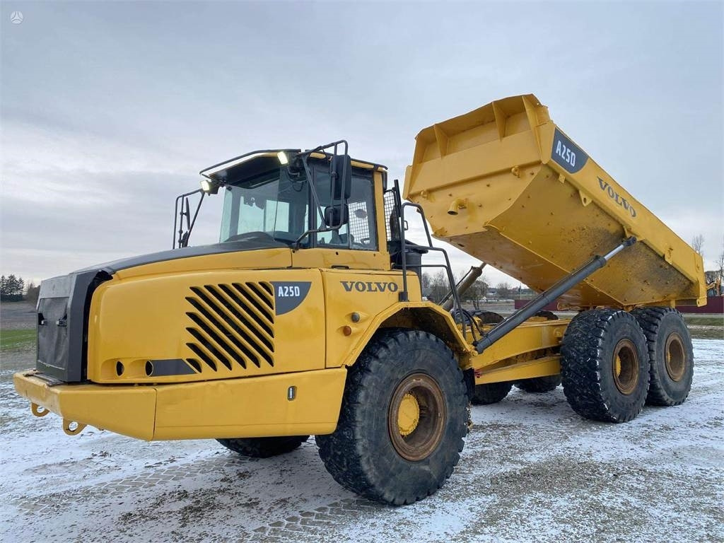 Volvo A25D - Шарнірний самоскид: фото 1 Volvo A25D - Шарнірний самоскид: фото 1