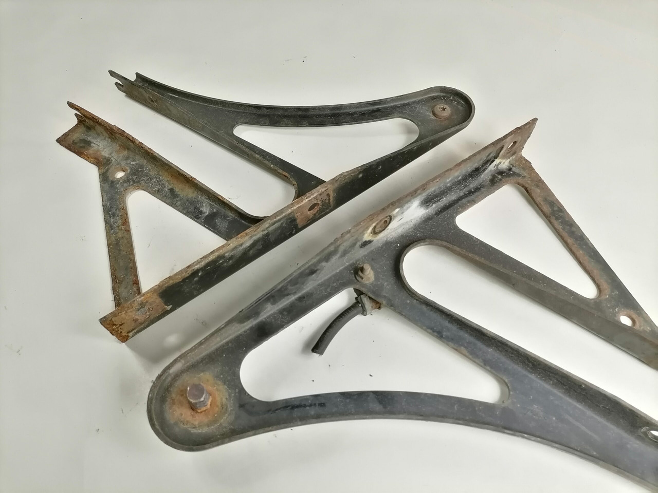 DAF Bracket 1663012 - Рама/ Шасі в категорії Вантажівки: фото 3 DAF Bracket 1663012 - Рама/ Шасі в категорії Вантажівки: фото 3