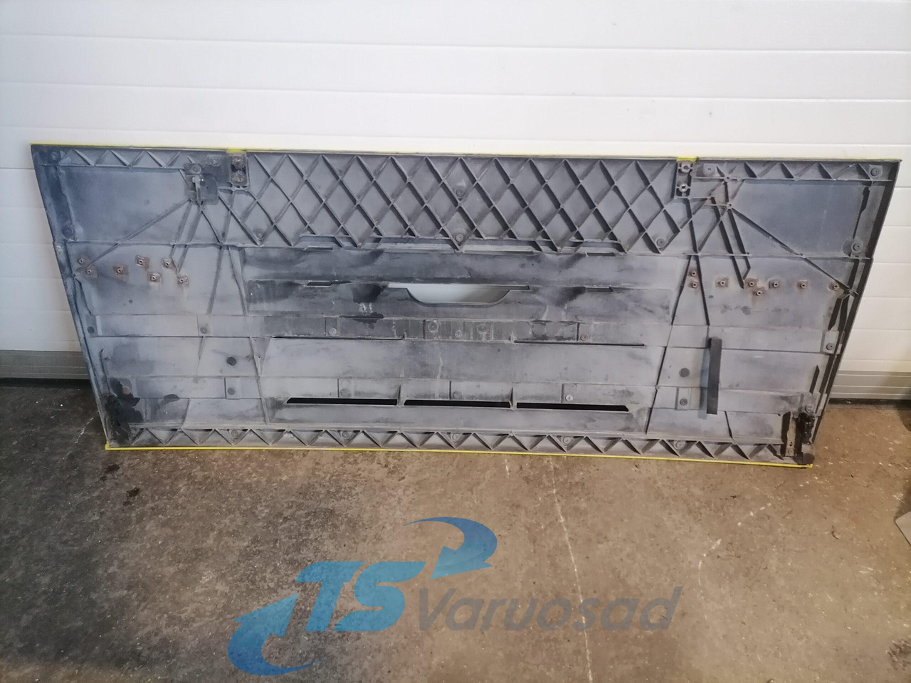 DAF Grille panel 1644191 - Решітка радіатора в категорії Вантажівки: фото 5 DAF Grille panel 1644191 - Решітка радіатора в категорії Вантажівки: фото 5