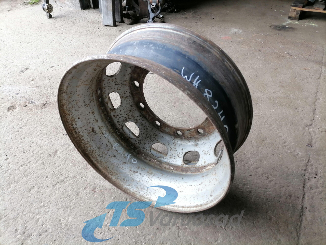 DAF Velg 22.5x8.25 225x825 - Шини і диски в категорії Вантажівки: фото 1 DAF Velg 22.5x8.25 225x825 - Шини і диски в категорії Вантажівки: фото 1