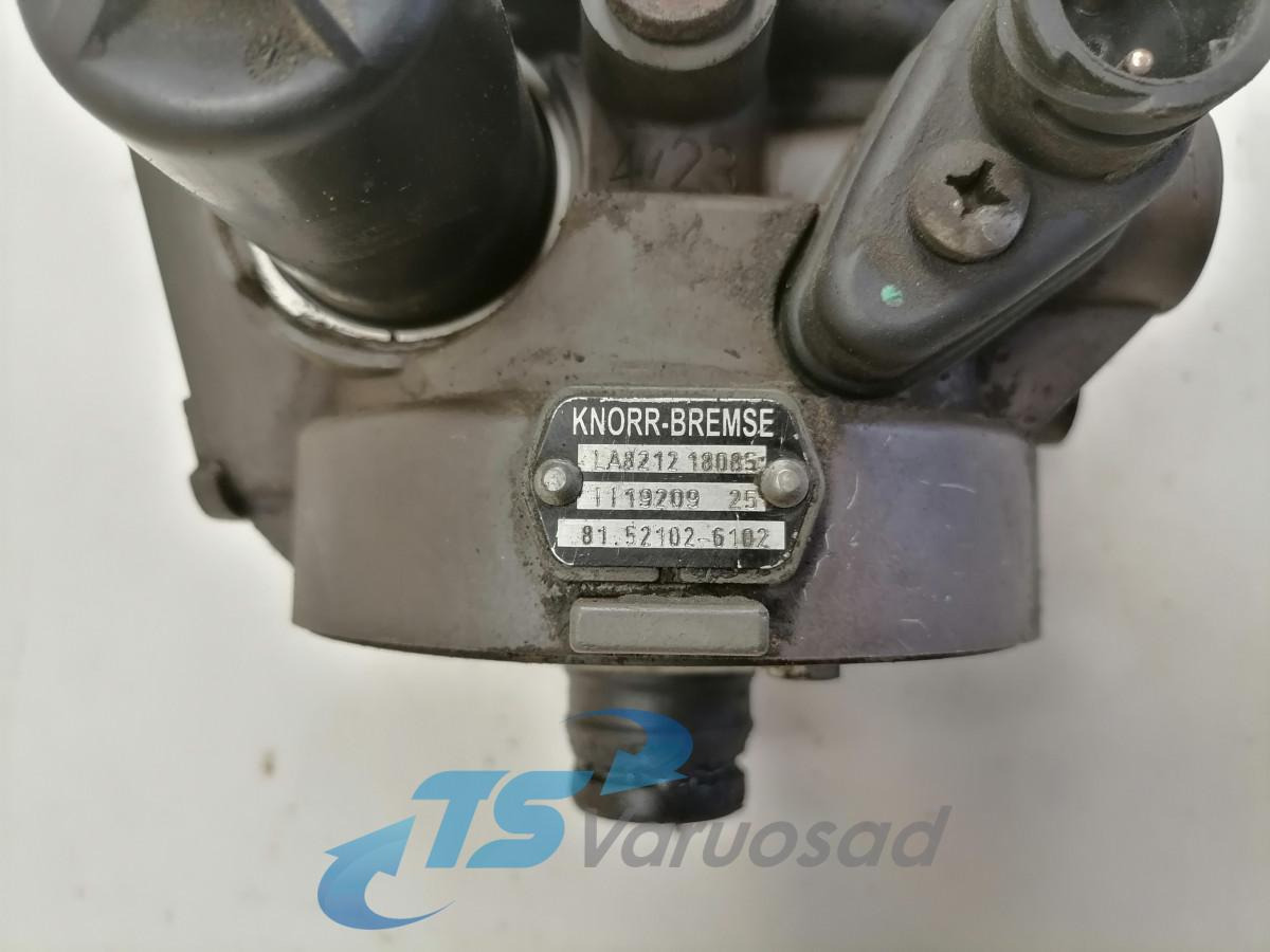 MAN Air dryer 81521026102 - Гальмівний клапан в категорії Вантажівки: фото 4 MAN Air dryer 81521026102 - Гальмівний клапан в категорії Вантажівки: фото 4