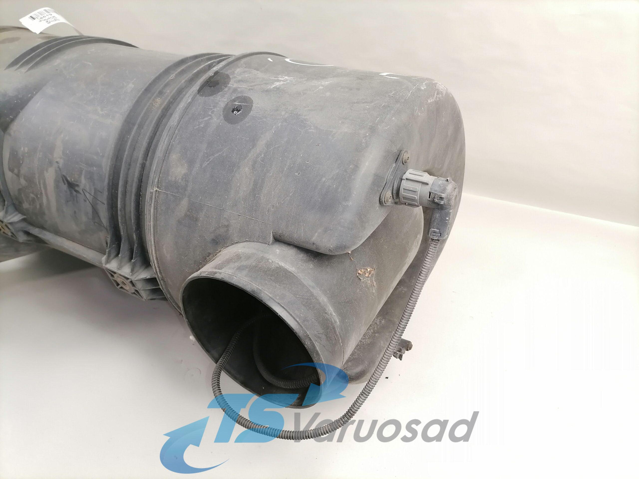 Система забору повітря в категорії Вантажівки MAN Air filter housing 81084006032: фото 7