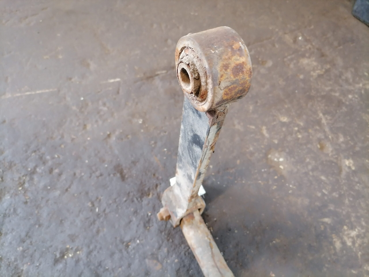 MAN Anti-roll bar 81437156074 - Стабілізатор поперечної стійкості в категорії Вантажівки: фото 3 MAN Anti-roll bar 81437156074 - Стабілізатор поперечної стійкості в категорії Вантажівки: фото 3