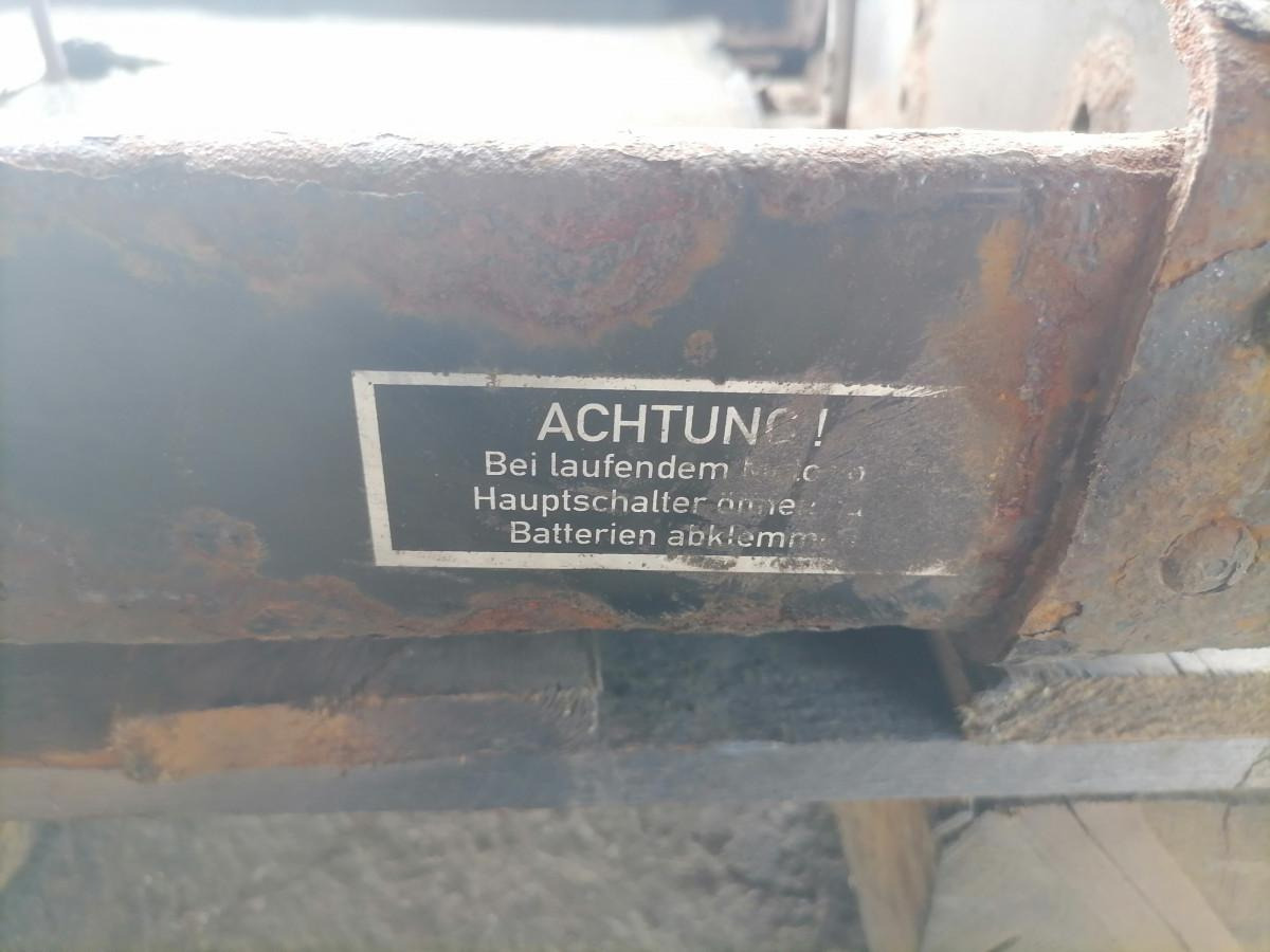 MAN Battery box 81418605363 - Аккумулятор в категорії Вантажівки: фото 4 MAN Battery box 81418605363 - Аккумулятор в категорії Вантажівки: фото 4