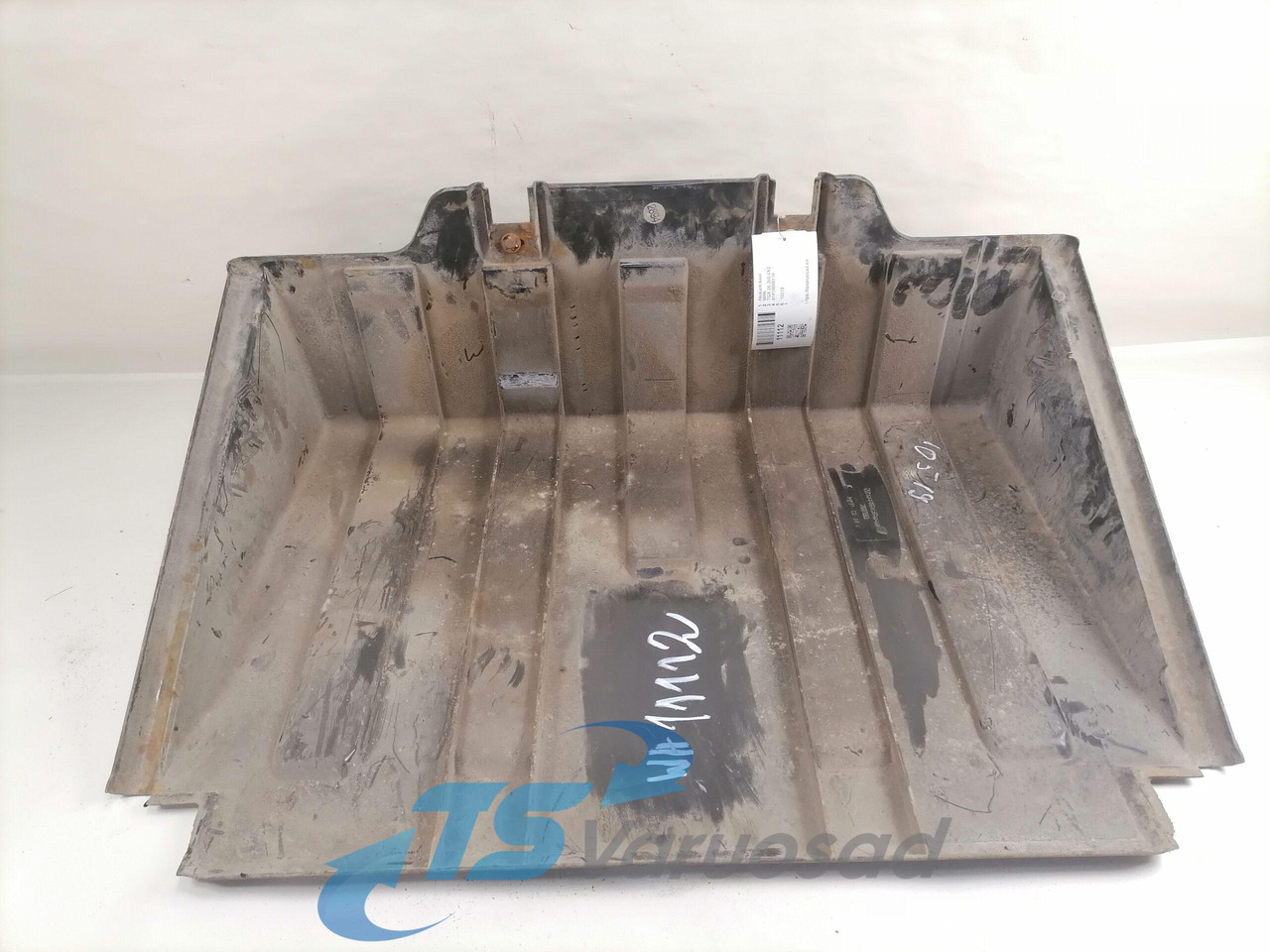 MAN Battery cover 81418600139 - Аккумулятор в категорії Вантажівки: фото 3 MAN Battery cover 81418600139 - Аккумулятор в категорії Вантажівки: фото 3