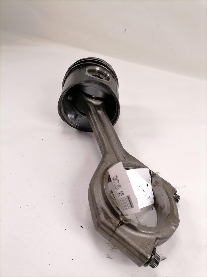 MAN Connecting rod + piston 51024006030 - Поршні/ Кільця/ Втулки в категорії Вантажівки: фото 4 MAN Connecting rod + piston 51024006030 - Поршні/ Кільця/ Втулки в категорії Вантажівки: фото 4