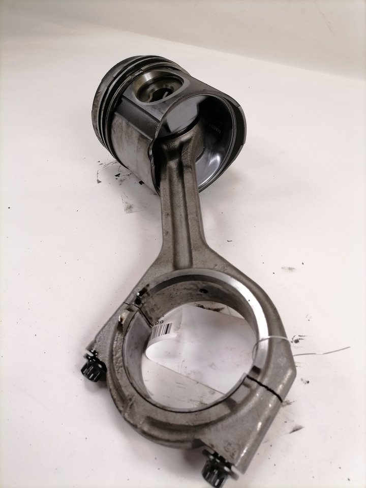 MAN Connecting rod + piston 51024006030 - Поршні/ Кільця/ Втулки в категорії Вантажівки: фото 4 MAN Connecting rod + piston 51024006030 - Поршні/ Кільця/ Втулки в категорії Вантажівки: фото 4