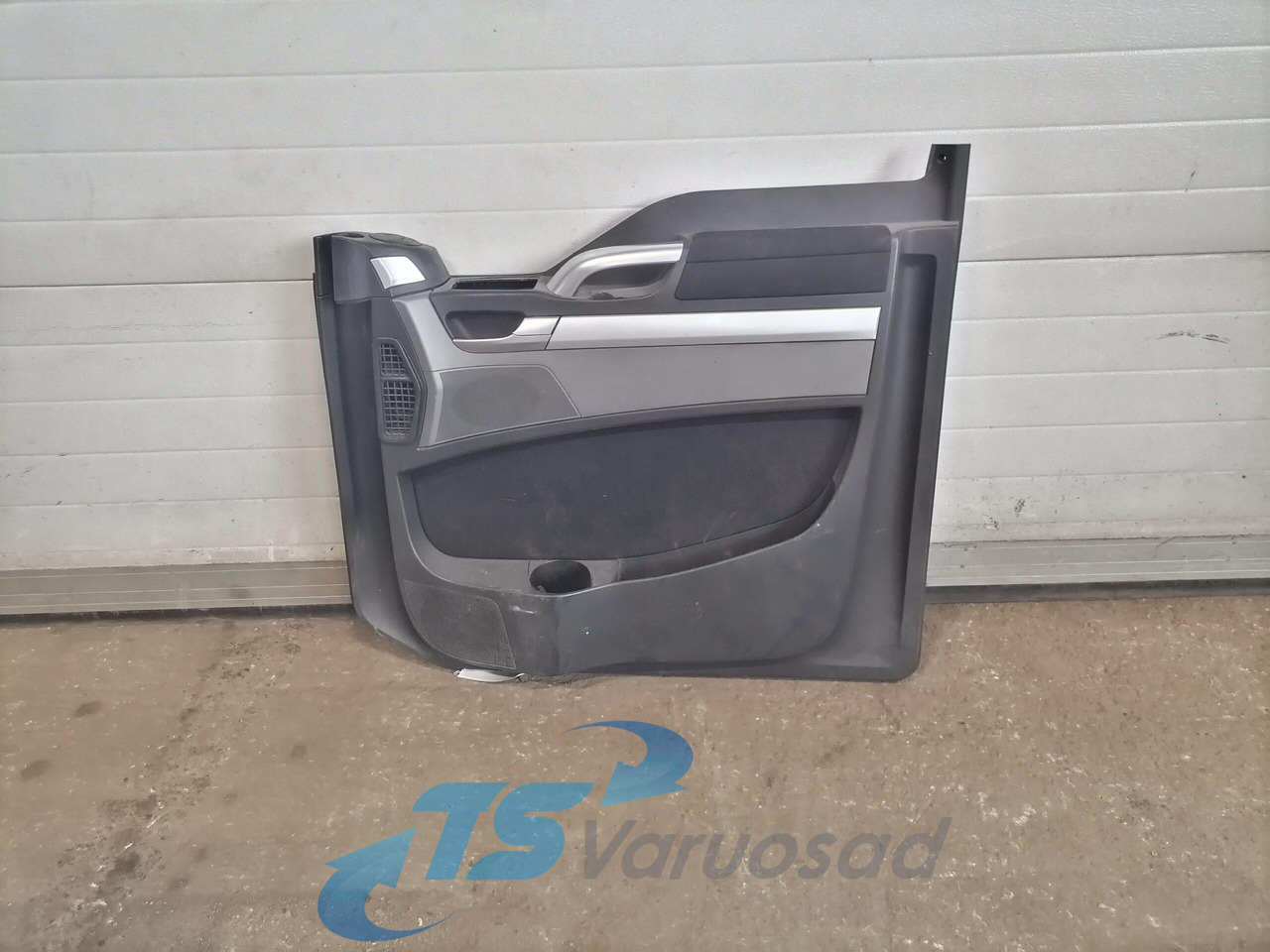 MAN Door trim panel 81626306110 - Двері та запчастини в категорії Вантажівки: фото 1 MAN Door trim panel 81626306110 - Двері та запчастини в категорії Вантажівки: фото 1