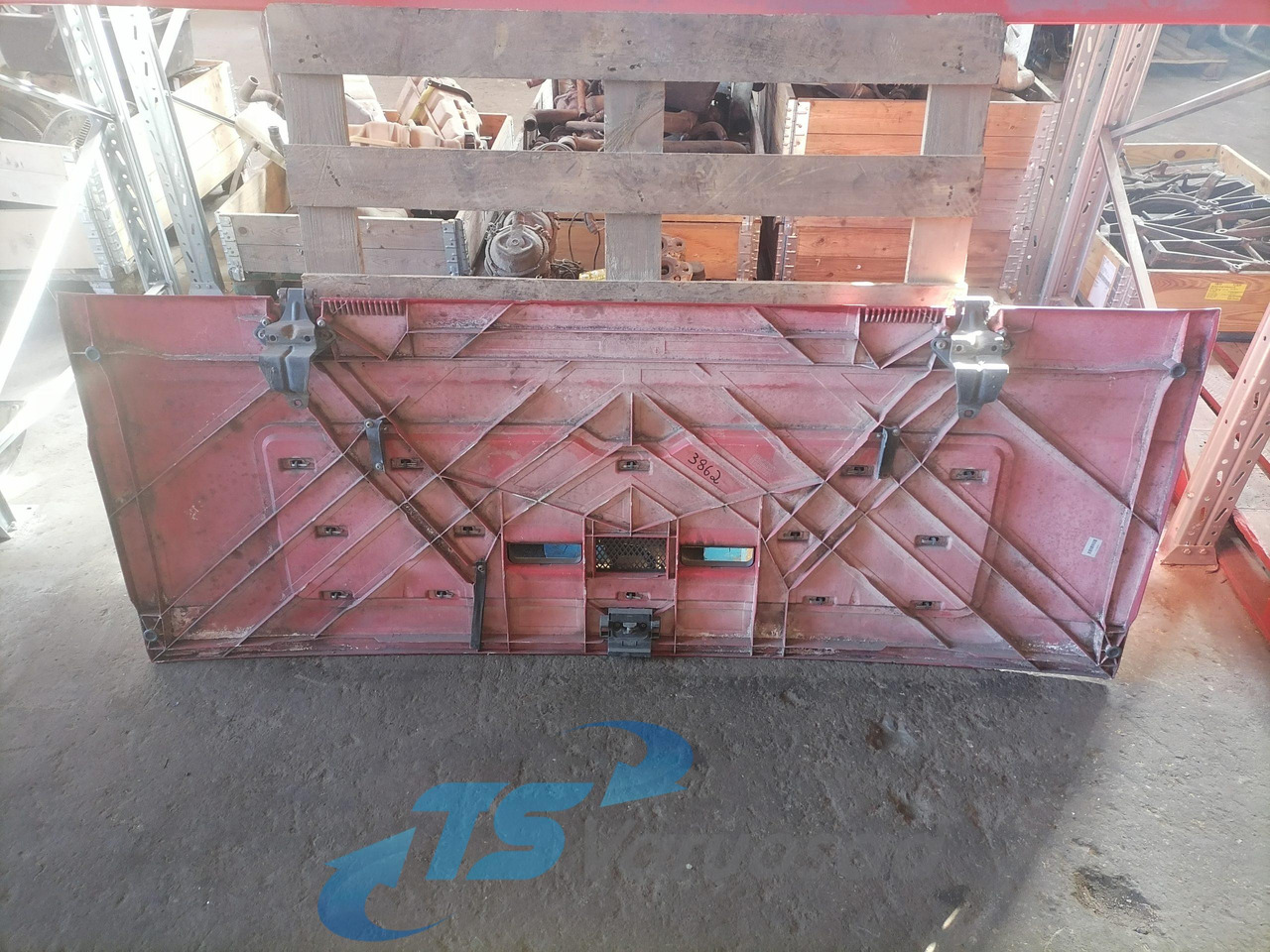 MAN Grille panel 81611100053 - Решітка радіатора в категорії Вантажівки: фото 4 MAN Grille panel 81611100053 - Решітка радіатора в категорії Вантажівки: фото 4