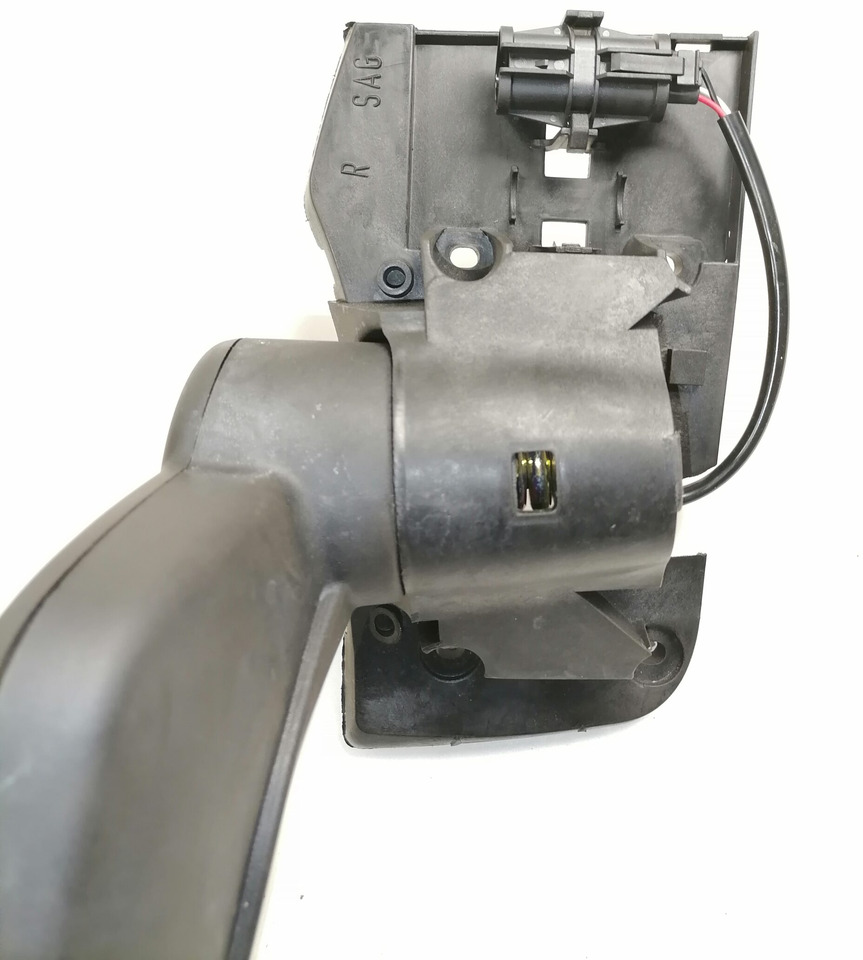 MAN Küljepeegel, parem 81637306531 - Дзеркало заднього виду в категорії Вантажівки: фото 4 MAN Küljepeegel, parem 81637306531 - Дзеркало заднього виду в категорії Вантажівки: фото 4