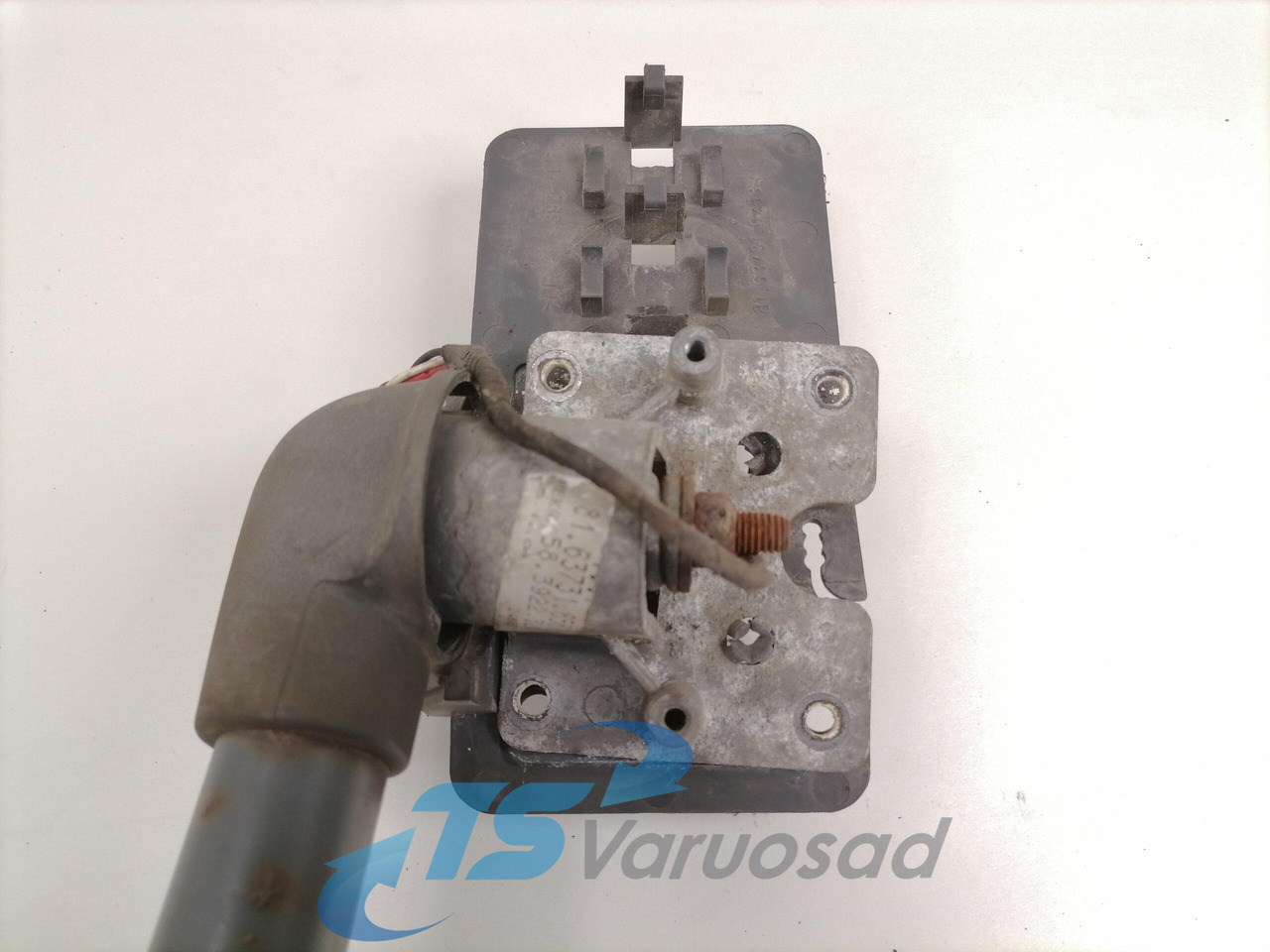 MAN Küljepeegel, parem 81637316560 - Дзеркало заднього виду в категорії Вантажівки: фото 3 MAN Küljepeegel, parem 81637316560 - Дзеркало заднього виду в категорії Вантажівки: фото 3