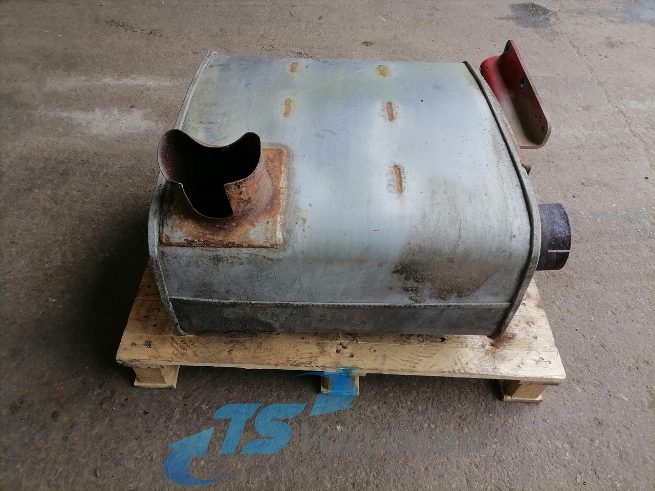 MAN Muffler 81151010346 - Глушник в категорії Вантажівки: фото 2 MAN Muffler 81151010346 - Глушник в категорії Вантажівки: фото 2