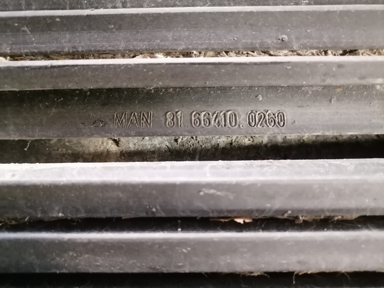 MAN Poritiib 81612100462 - Універсальна частина в категорії Вантажівки: фото 4 MAN Poritiib 81612100462 - Універсальна частина в категорії Вантажівки: фото 4