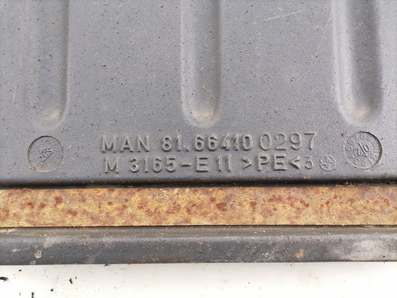 MAN Poritiib 81664100297 - Універсальна частина в категорії Вантажівки: фото 4 MAN Poritiib 81664100297 - Універсальна частина в категорії Вантажівки: фото 4