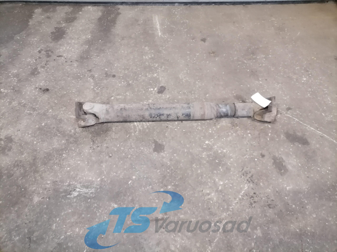 MAN Propeller shaft 81393336144 - Карданний вал в категорії Вантажівки: фото 1 MAN Propeller shaft 81393336144 - Карданний вал в категорії Вантажівки: фото 1