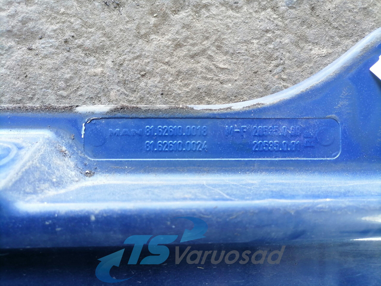 MAN Ukse pikendus, parem 81626100018 - Двері та запчастини в категорії Вантажівки: фото 2 MAN Ukse pikendus, parem 81626100018 - Двері та запчастини в категорії Вантажівки: фото 2