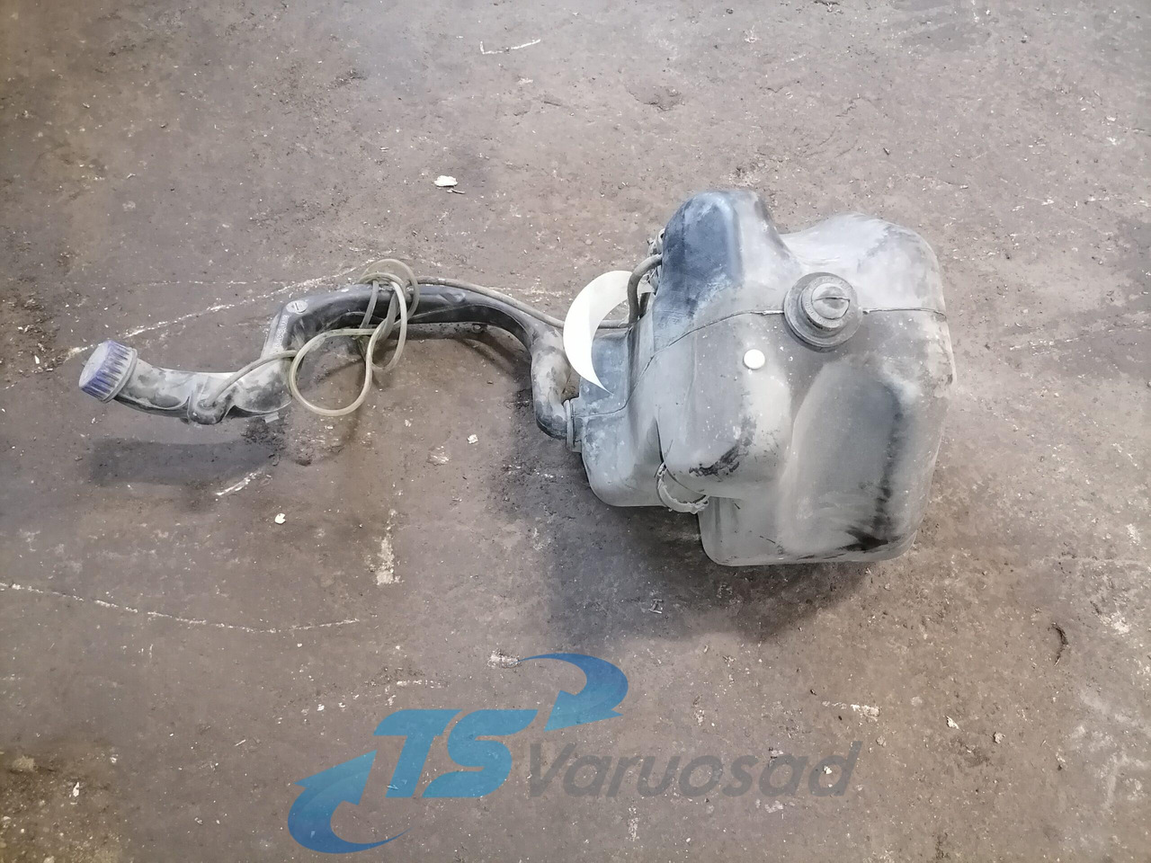 MAN Windscreen washer fluid tank 81264810079 - Склоочисник в категорії Вантажівки: фото 4 MAN Windscreen washer fluid tank 81264810079 - Склоочисник в категорії Вантажівки: фото 4