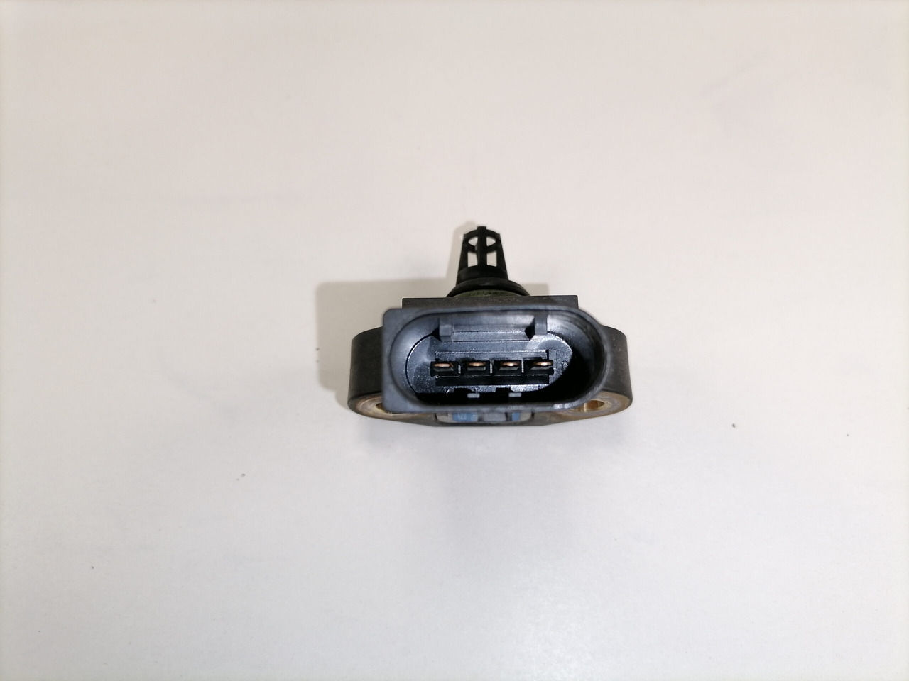 Mercedes-Benz Andur, turbo rõhk A0101535428 - Давач в категорії Вантажівки: фото 4 Mercedes-Benz Andur, turbo rõhk A0101535428 - Давач в категорії Вантажівки: фото 4