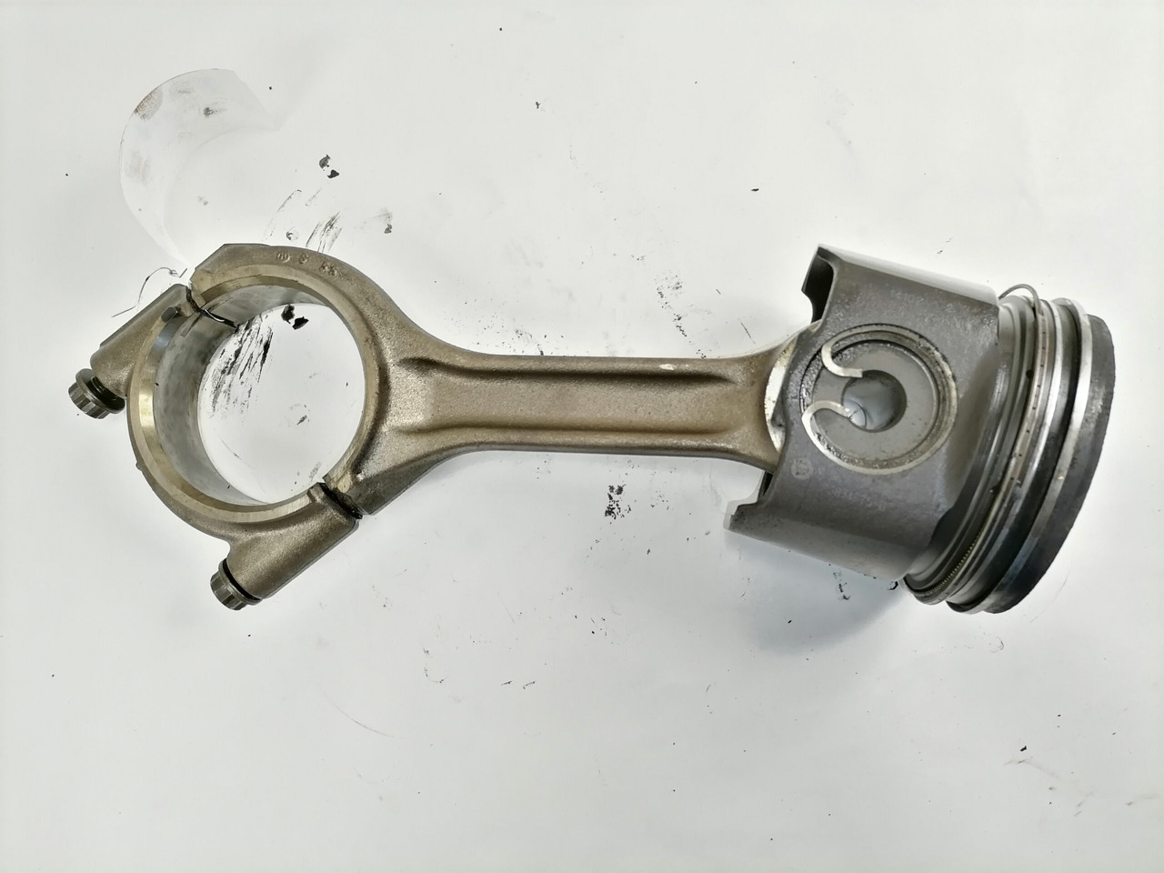 Mercedes-Benz Connecting rod + piston A4710371601 - Поршні/ Кільця/ Втулки в категорії Вантажівки: фото 2 Mercedes-Benz Connecting rod + piston A4710371601 - Поршні/ Кільця/ Втулки в категорії Вантажівки: фото 2