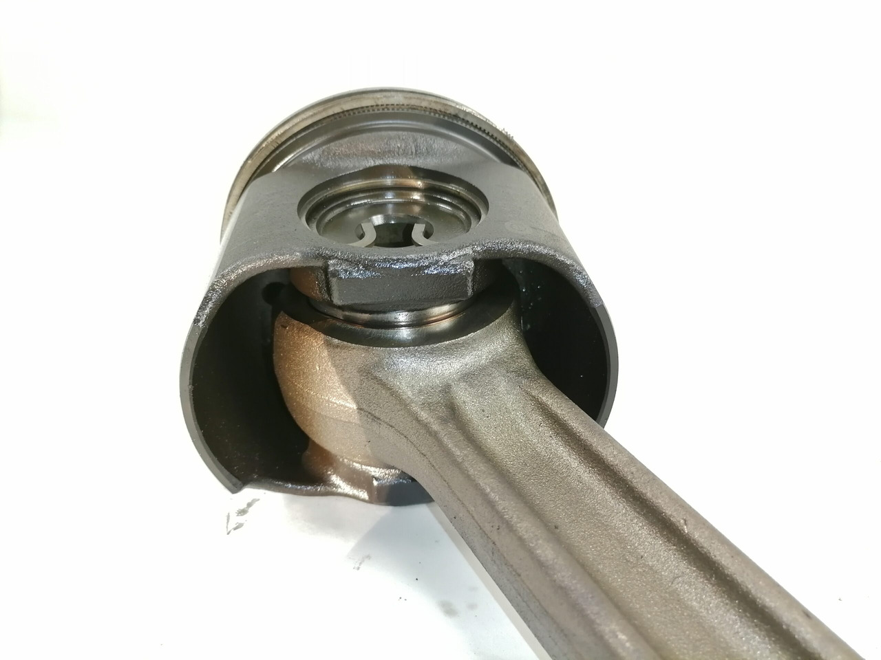 Mercedes-Benz Connecting rod + piston A4710371601 - Поршні/ Кільця/ Втулки в категорії Вантажівки: фото 4 Mercedes-Benz Connecting rod + piston A4710371601 - Поршні/ Кільця/ Втулки в категорії Вантажівки: фото 4