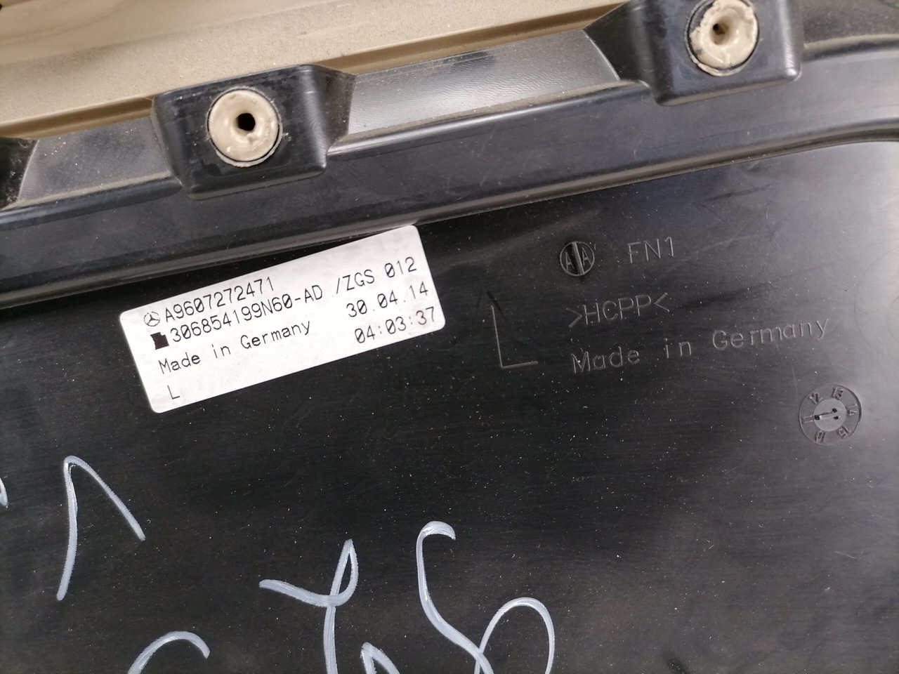 Mercedes-Benz Door trim panel A9607272471 - Двері та запчастини в категорії Вантажівки: фото 5 Mercedes-Benz Door trim panel A9607272471 - Двері та запчастини в категорії Вантажівки: фото 5