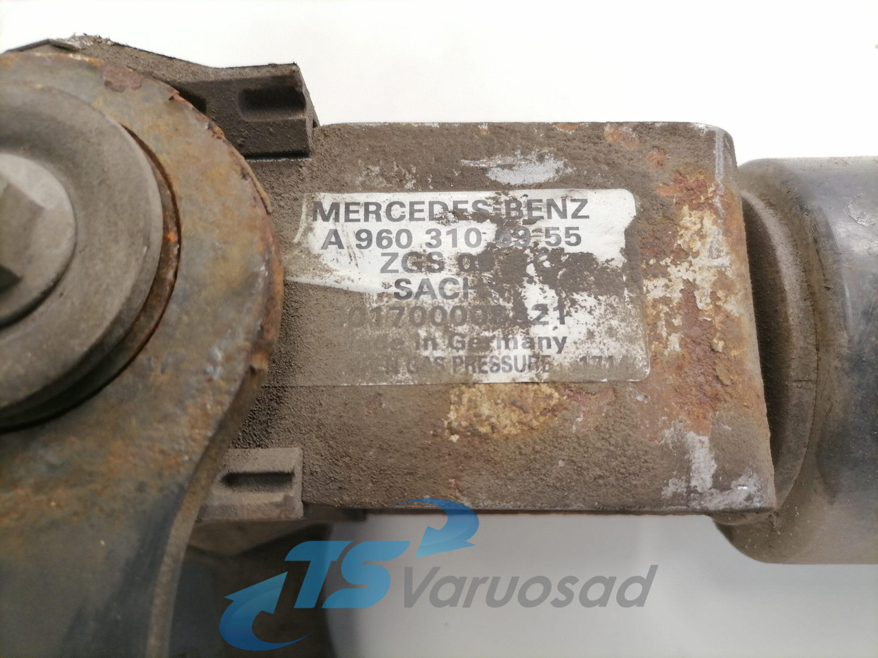 Mercedes-Benz Kabiini kandur, tagumine A9603106955 - Підвіска кабіни в категорії Вантажівки: фото 2 Mercedes-Benz Kabiini kandur, tagumine A9603106955 - Підвіска кабіни в категорії Вантажівки: фото 2