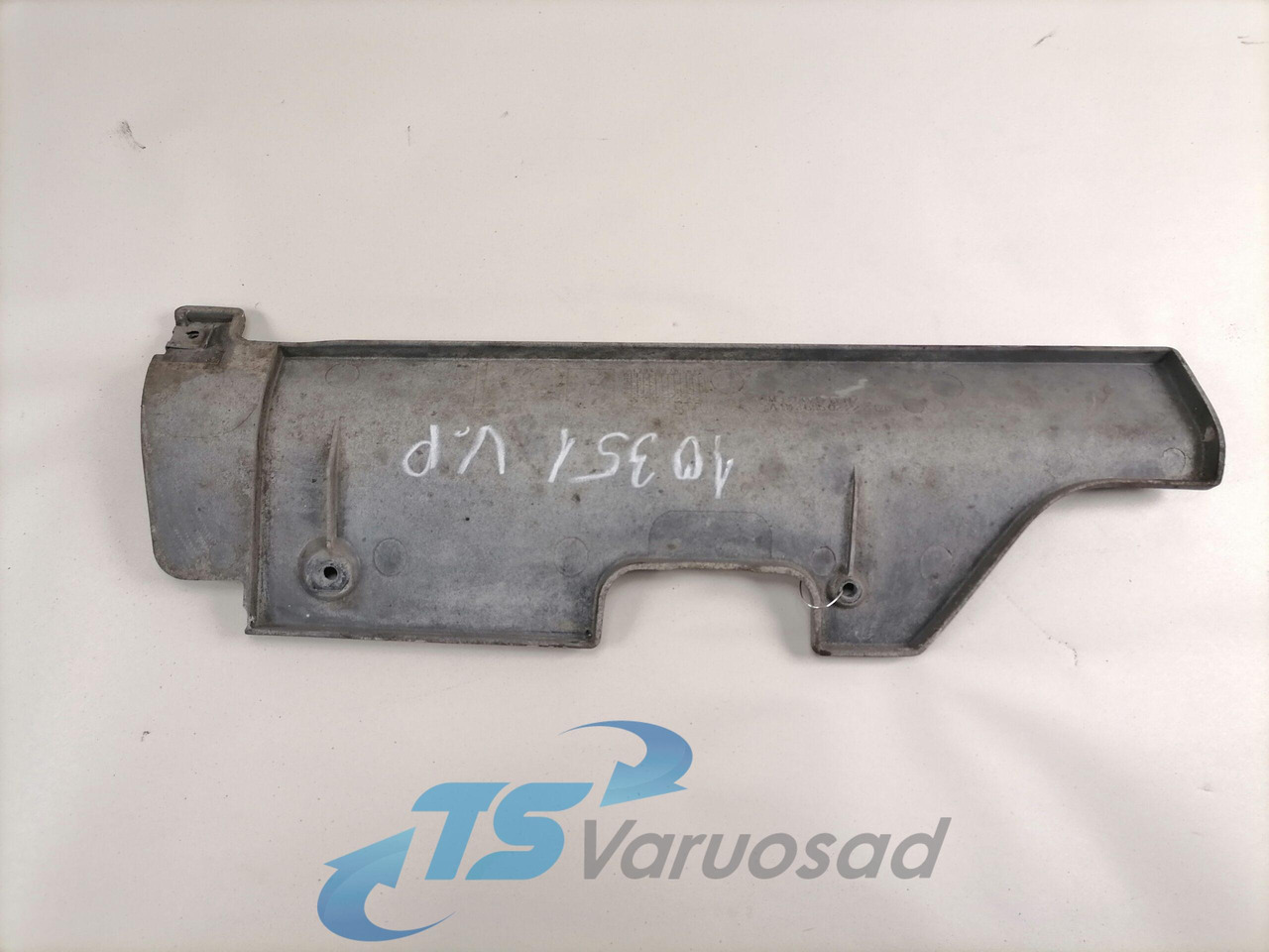 Mercedes-Benz Plastikdetail A9438850222 - Аеродинаміка/ Спойлери в категорії Вантажівки: фото 2 Mercedes-Benz Plastikdetail A9438850222 - Аеродинаміка/ Спойлери в категорії Вантажівки: фото 2