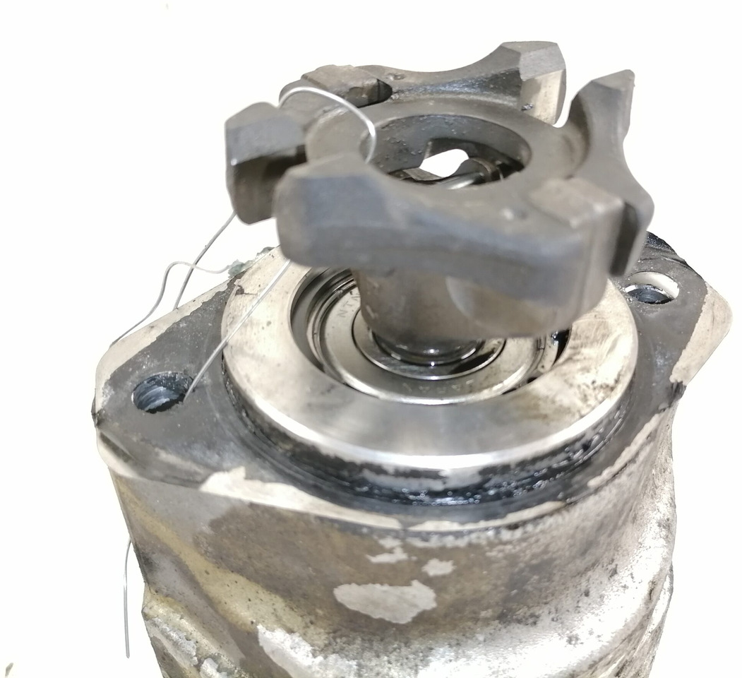 Mercedes-Benz Steering hydraulic pump A9604600280 - Насос гідропідсилювача в категорії Вантажівки: фото 2 Mercedes-Benz Steering hydraulic pump A9604600280 - Насос гідропідсилювача в категорії Вантажівки: фото 2