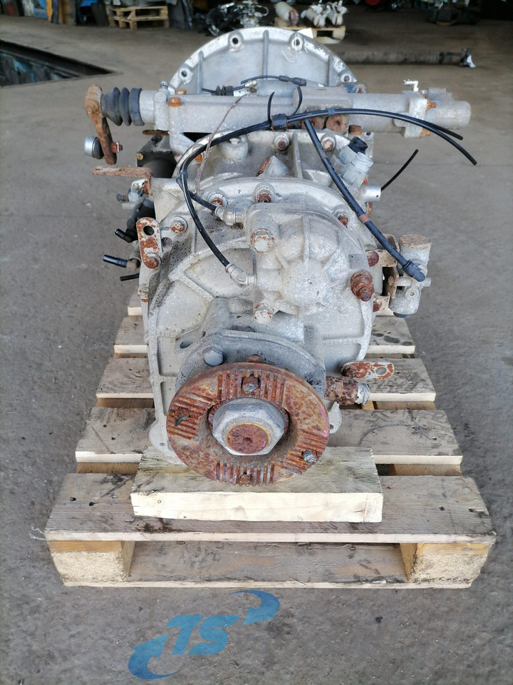 Renault Käigukast Y06365 - Коробка передач та запчастини в категорії Вантажівки: фото 3 Renault Käigukast Y06365 - Коробка передач та запчастини в категорії Вантажівки: фото 3