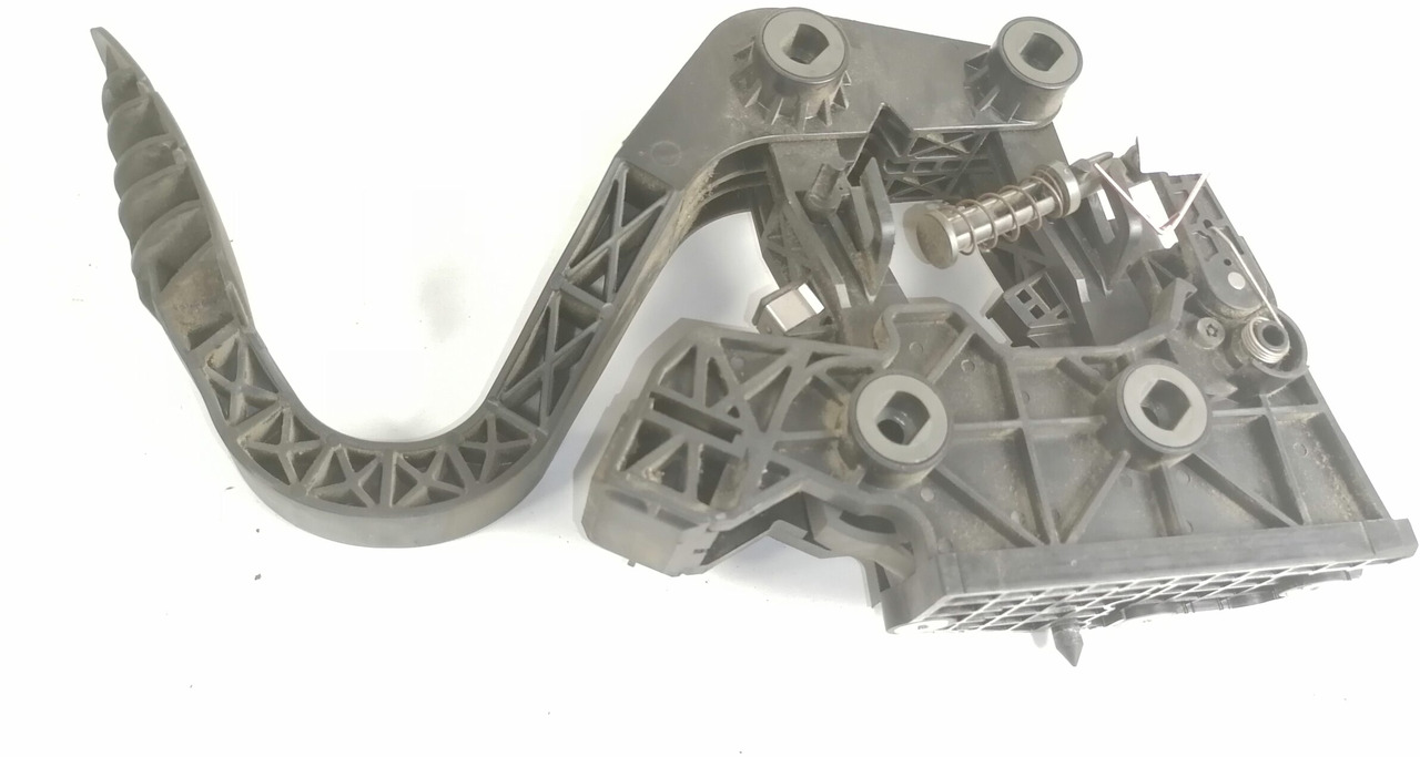 Scania Accelerator pedal 2007508 - Паливна система в категорії Вантажівки: фото 4 Scania Accelerator pedal 2007508 - Паливна система в категорії Вантажівки: фото 4