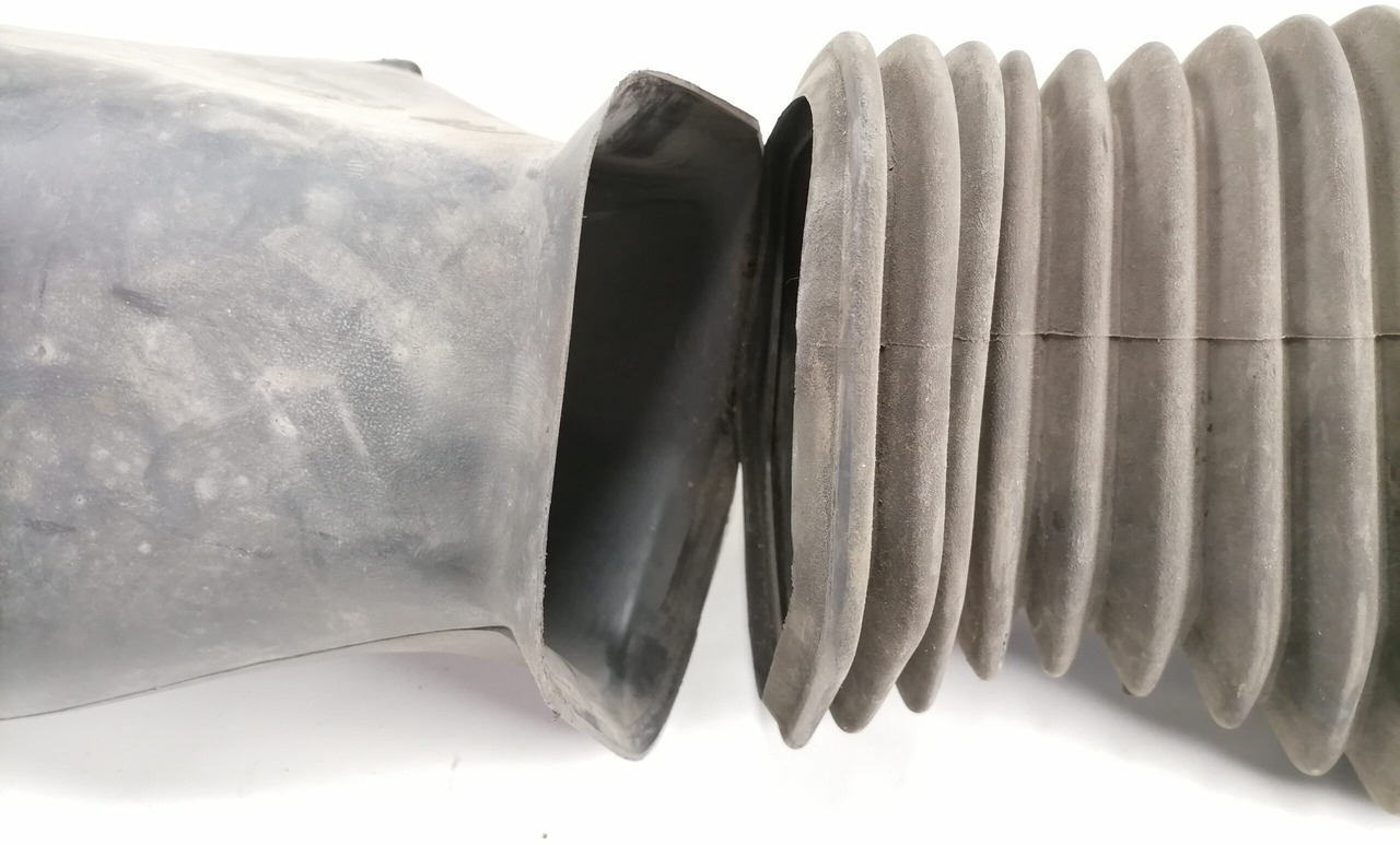 Scania Air intake 1365488 - Система забору повітря в категорії Вантажівки: фото 2 Scania Air intake 1365488 - Система забору повітря в категорії Вантажівки: фото 2