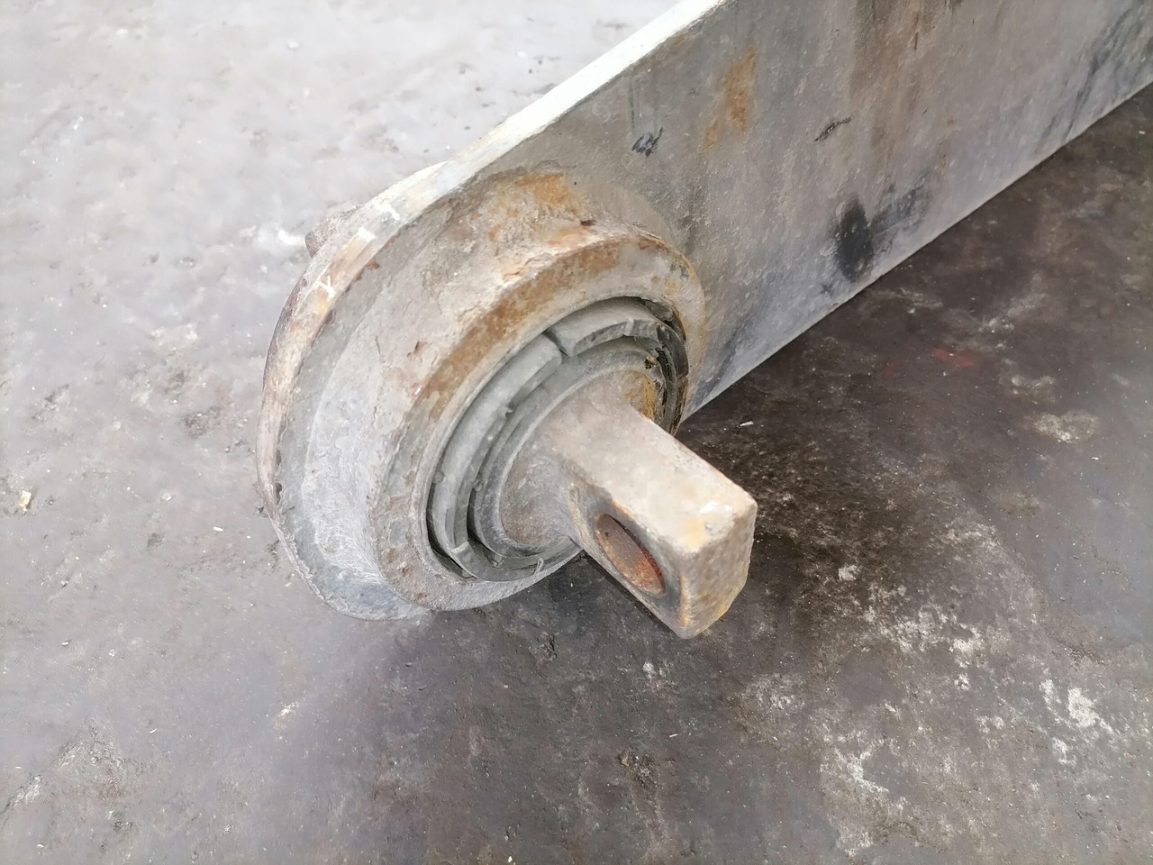 Scania Anti-roll bar 1547385 - Стабілізатор поперечної стійкості в категорії Вантажівки: фото 5 Scania Anti-roll bar 1547385 - Стабілізатор поперечної стійкості в категорії Вантажівки: фото 5