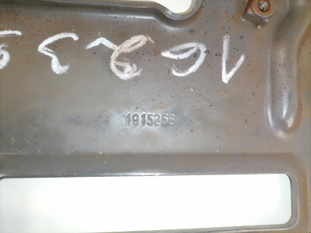 Scania Bumper bracket 1915256 - Бампер в категорії Вантажівки: фото 4 Scania Bumper bracket 1915256 - Бампер в категорії Вантажівки: фото 4