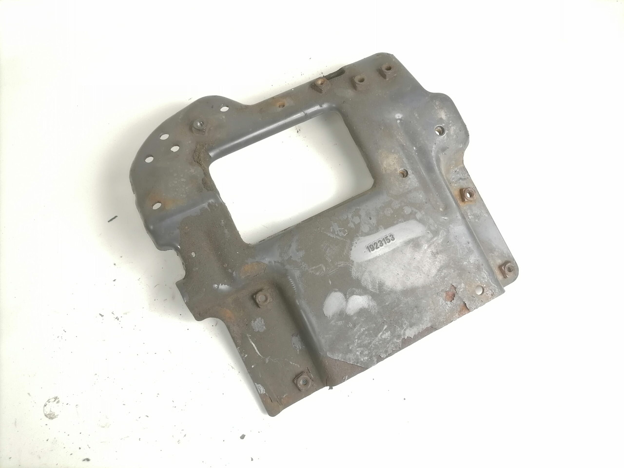 Scania Bumper bracket 1923153 - Бампер в категорії Вантажівки: фото 1 Scania Bumper bracket 1923153 - Бампер в категорії Вантажівки: фото 1