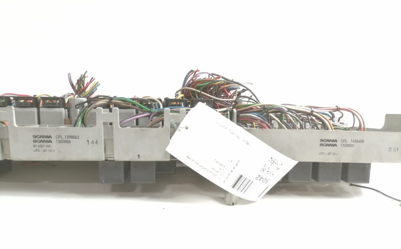 Scania Central electric unit 1398062 - Запобіжник в категорії Вантажівки: фото 3 Scania Central electric unit 1398062 - Запобіжник в категорії Вантажівки: фото 3