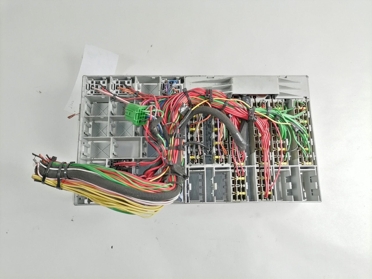 Scania Central electric unit 1911203 - Запобіжник в категорії Вантажівки: фото 4 Scania Central electric unit 1911203 - Запобіжник в категорії Вантажівки: фото 4