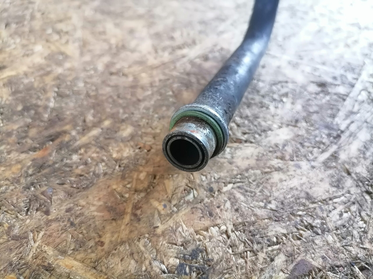 Scania Compressor air pipe 1863947 - Пневмокомпресор в категорії Вантажівки: фото 2 Scania Compressor air pipe 1863947 - Пневмокомпресор в категорії Вантажівки: фото 2