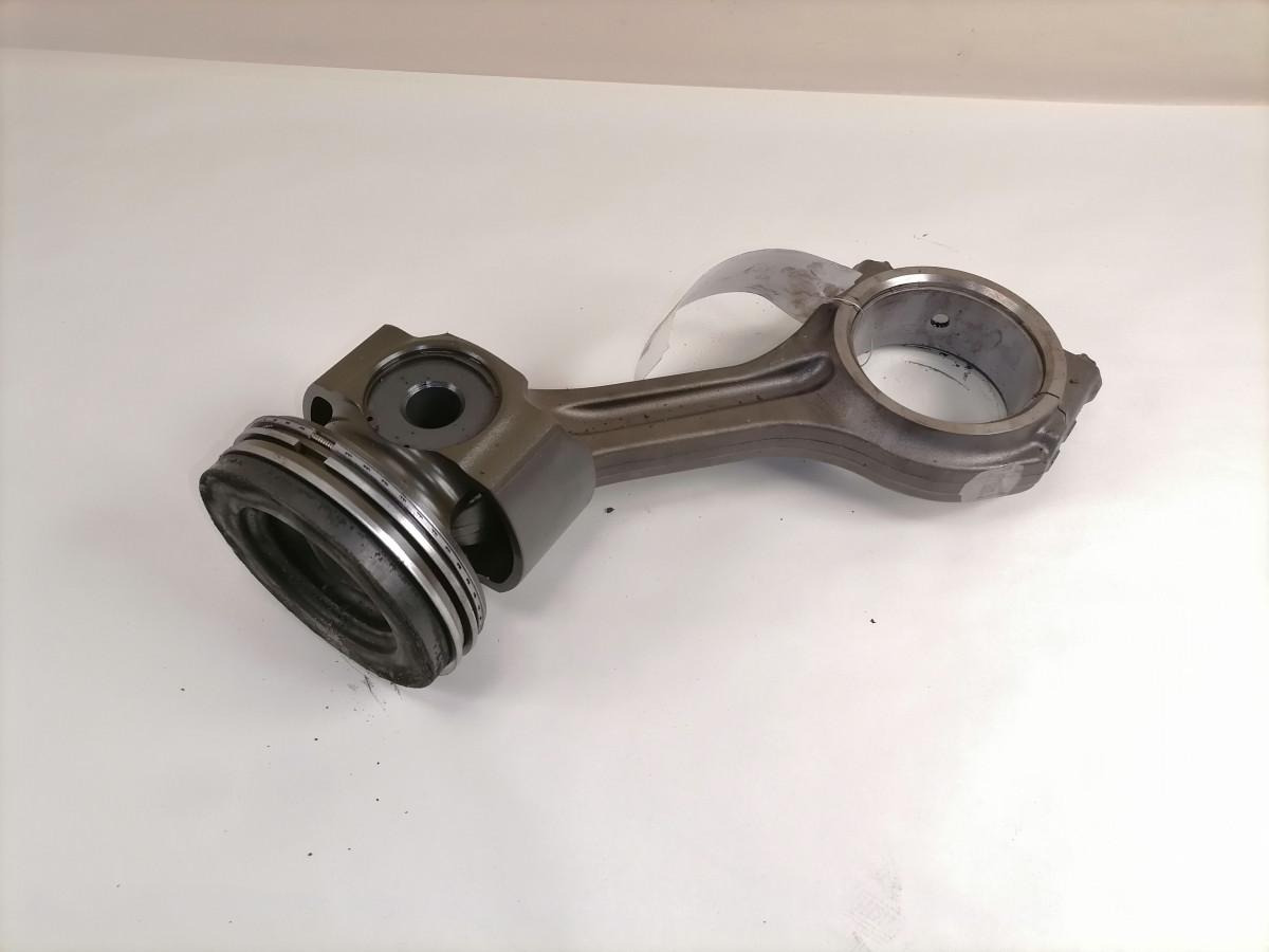 Scania Connecting rod + piston 2428219 - Поршні/ Кільця/ Втулки в категорії Вантажівки: фото 2 Scania Connecting rod + piston 2428219 - Поршні/ Кільця/ Втулки в категорії Вантажівки: фото 2