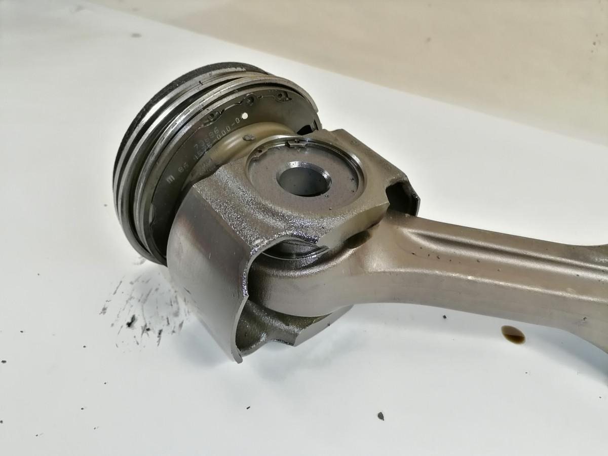 Scania Connecting rod + piston 2428219 - Поршні/ Кільця/ Втулки в категорії Вантажівки: фото 5 Scania Connecting rod + piston 2428219 - Поршні/ Кільця/ Втулки в категорії Вантажівки: фото 5