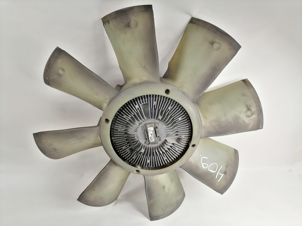 Scania Cooling fan 1412398 - Вентилятор в категорії Вантажівки: фото 2 Scania Cooling fan 1412398 - Вентилятор в категорії Вантажівки: фото 2