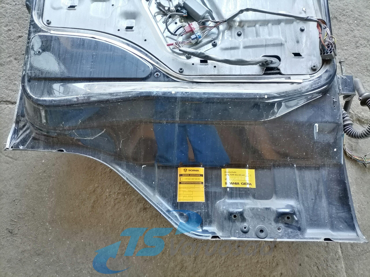 Scania Door 1476534 - Двері та запчастини в категорії Вантажівки: фото 3 Scania Door 1476534 - Двері та запчастини в категорії Вантажівки: фото 3