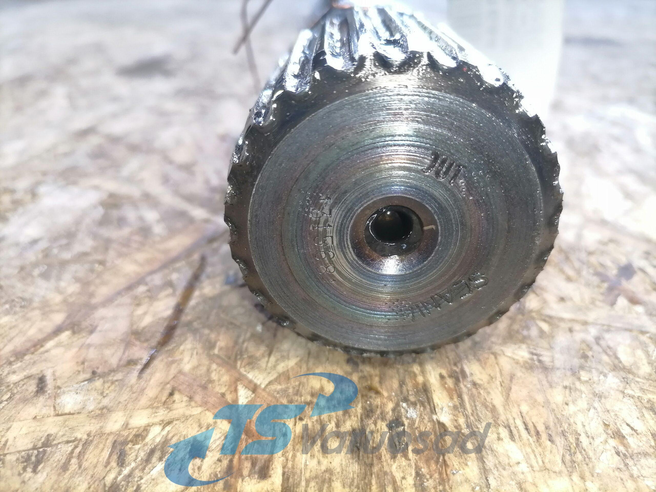 Scania Drive shaft 1315681 - Піввісь в категорії Вантажівки: фото 5 Scania Drive shaft 1315681 - Піввісь в категорії Вантажівки: фото 5