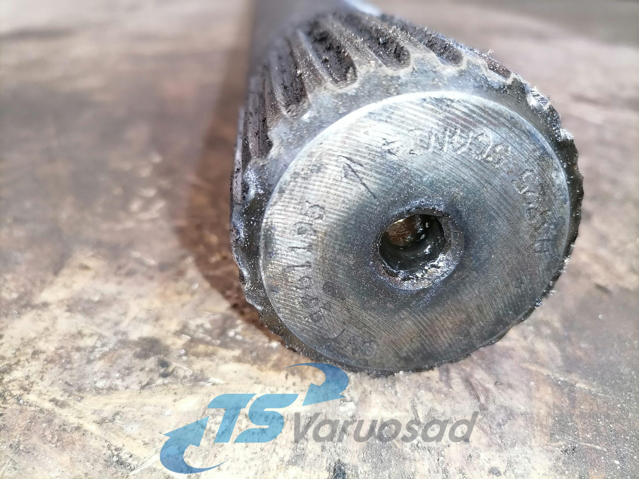 Scania Drive shaft 1761195 - Піввісь в категорії Вантажівки: фото 3 Scania Drive shaft 1761195 - Піввісь в категорії Вантажівки: фото 3