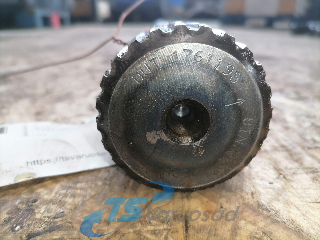 Scania Drive shaft 1761195 - Піввісь в категорії Вантажівки: фото 4 Scania Drive shaft 1761195 - Піввісь в категорії Вантажівки: фото 4
