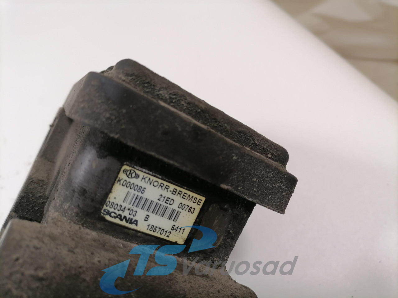 Scania EBS brake valve 1857012 - Гальмівний клапан в категорії Вантажівки: фото 4 Scania EBS brake valve 1857012 - Гальмівний клапан в категорії Вантажівки: фото 4
